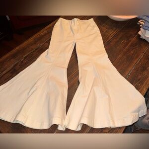 We The Free Cream Flare & Wide Leg Jeans